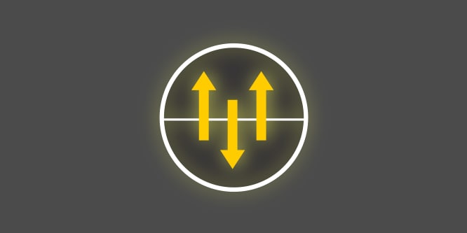 Icône jaune et blanche avec des flèches à l’intérieur d’un cercle pointant vers le haut et vers le bas, sur fond gris foncé, représentant la respirabilité et l’évacuation de l’humidité.
